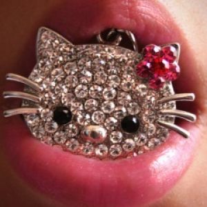Hello Kitty Lips