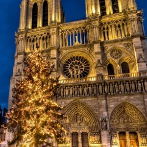 Notre Dame de Paris NoĂ?l