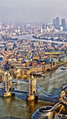 Londýn Tower bridge z diaľky